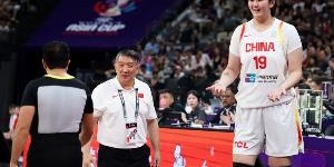 开云娱乐-苏群：不认为宫鲁鸣有什么问题 任何教练想用好张子宇都不容易