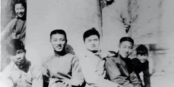 APP下载-朱自清长子被执行死刑33年后，法院：判决纯属错判，决定撤销原判