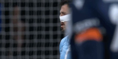 娱乐平台-澳超决赛变角斗场：莱基“浴血奋战”，两队大规模冲突不断